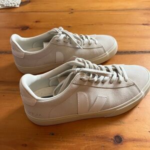 Veja Campo Suede NEVER WORN!